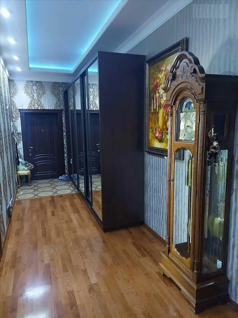 Квартира · 2 кімнати — Центр