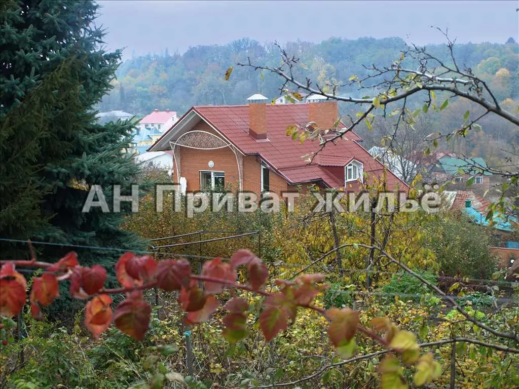 Будинок — Центр