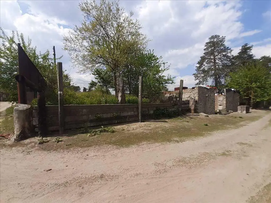 Ділянка — Зінці