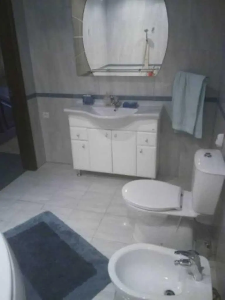 Будинок — Яківці