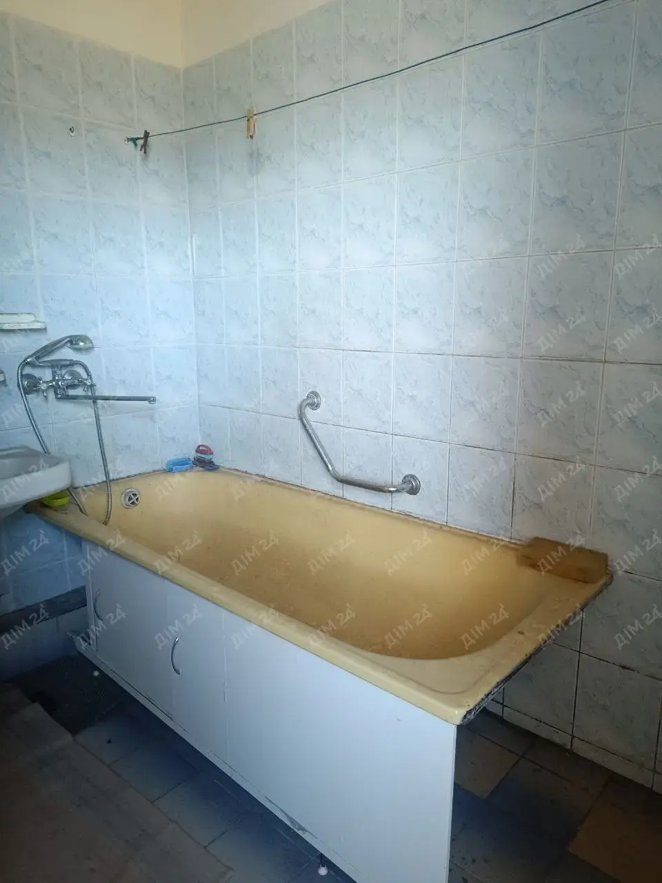 Будинок — Гожули