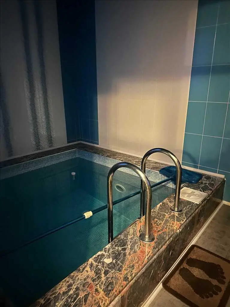 Будинок — Яківці