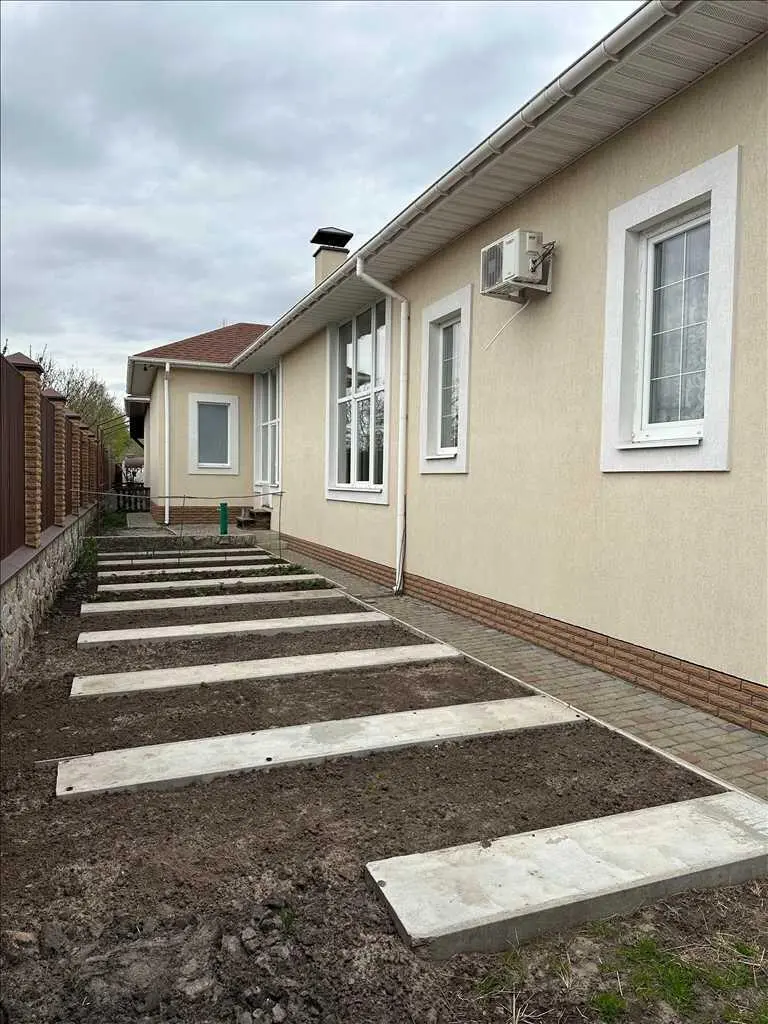 Будинок — Яківці
