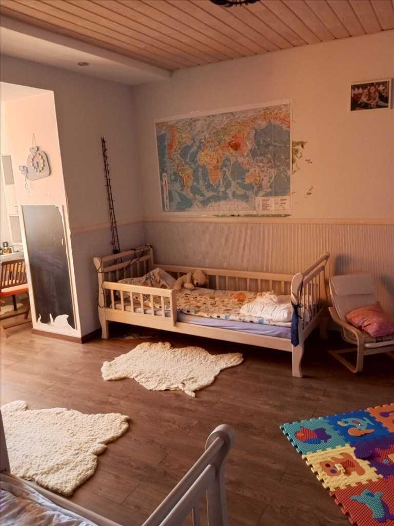 Квартира · 3 кімнати — Левада