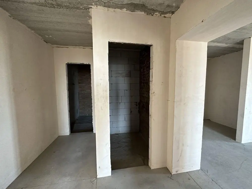 Квартира · 3 кімнати — Центр