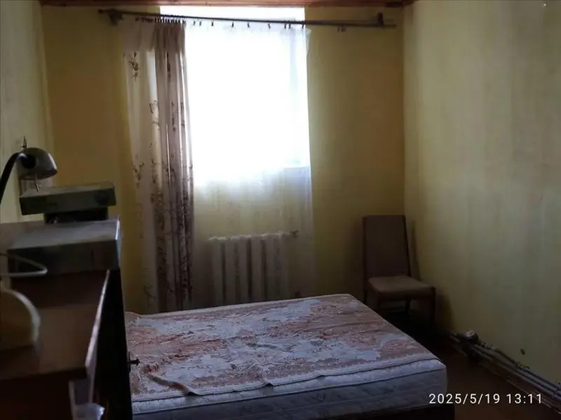 Цегляний будинок в затишному місці Горбанівки.* Загальна площа &nbsp;132м2; &nbsp;кухня 20м2;* Будинок побудований у 2021 році;* Планування: три роздільні кімнати, санвузол, кухня, та вітальна на першому поверсі: на мансардному поверсі - вільний простір;* Будинок введений в експлуатацію, заведене централізоване водопостачання, зроблена зливна яма;* Електропостачання та газ у будинку;* Будинок будувався для себе з якісних матеріалів та досвідченою бригадою будівельників!Додаткові інформація за номером телефону!