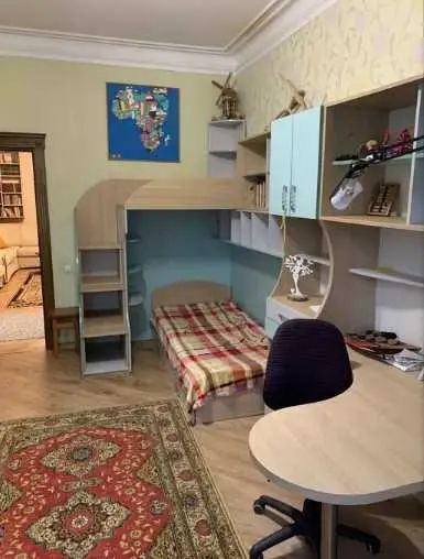 Квартира · 3 кімнати — Браїлки