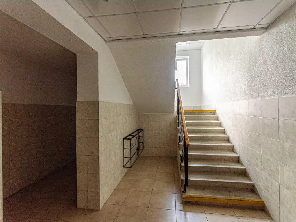 Квартира · 3 кімнати — Центр