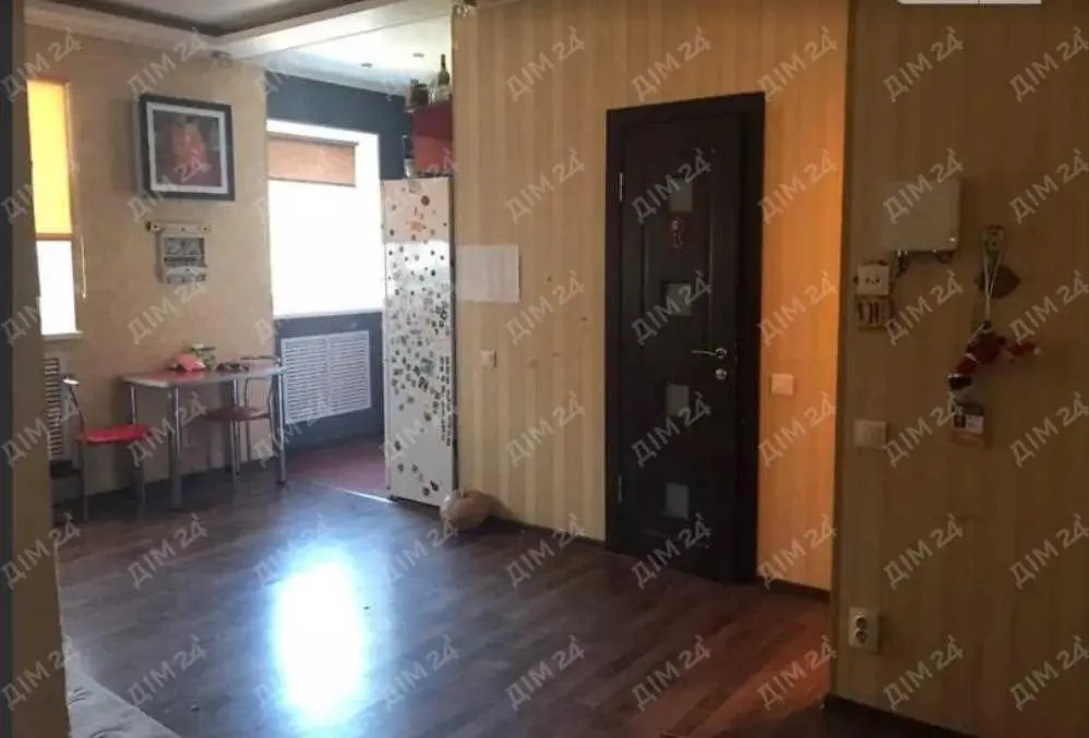 Квартира · 3 кімнати