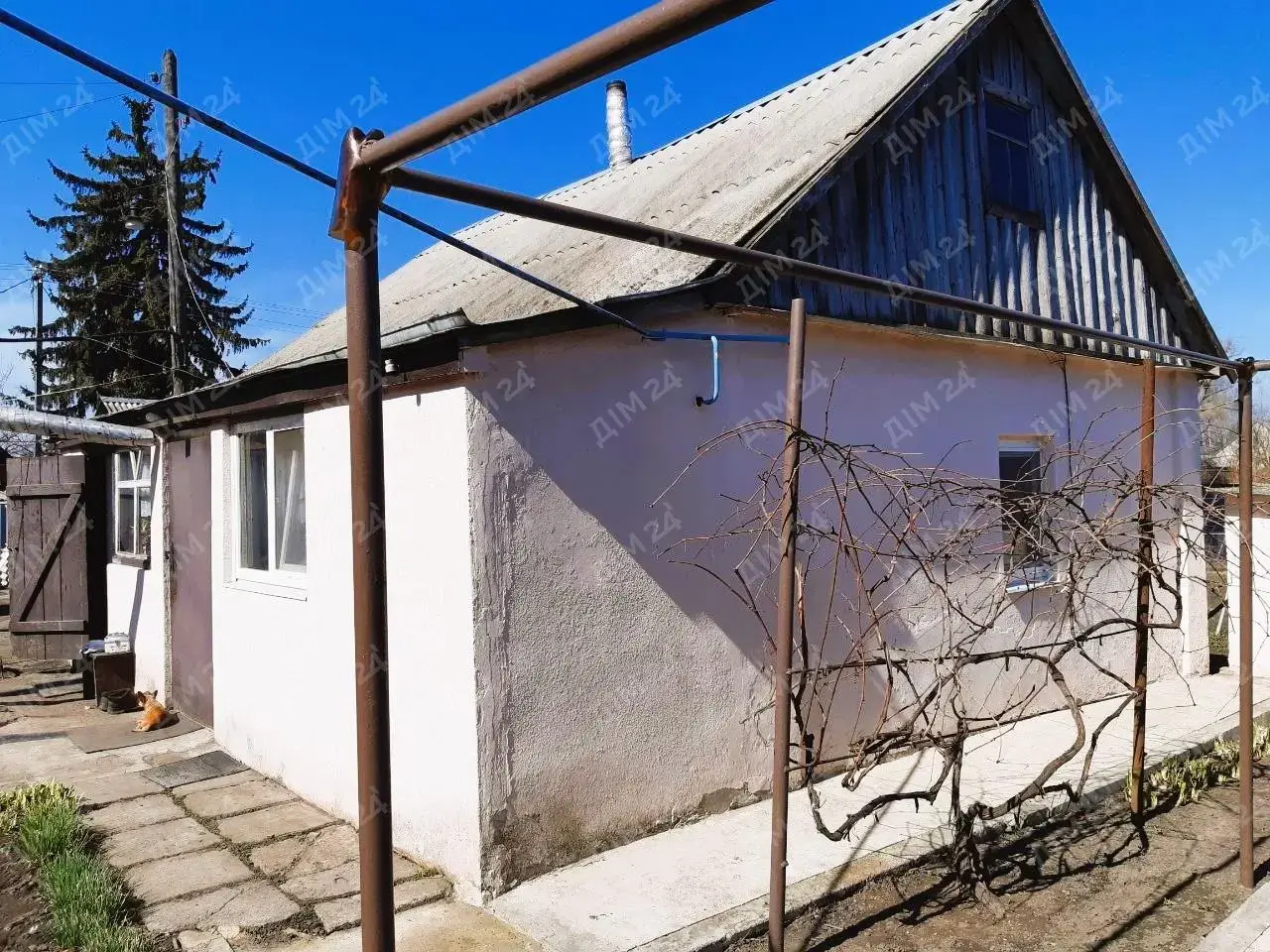 Будинок — Бричківка
