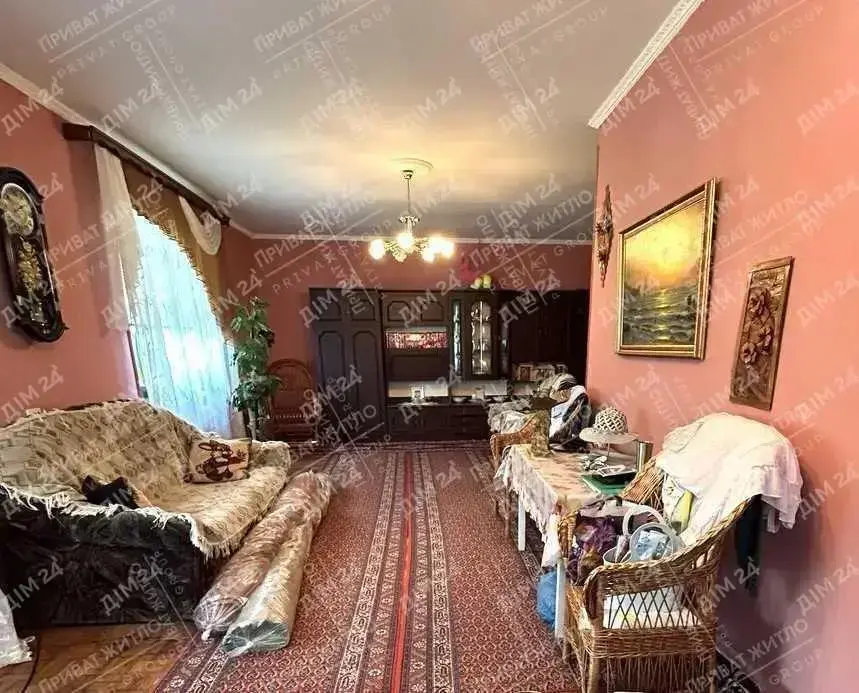Будинок — Монастирська Гора