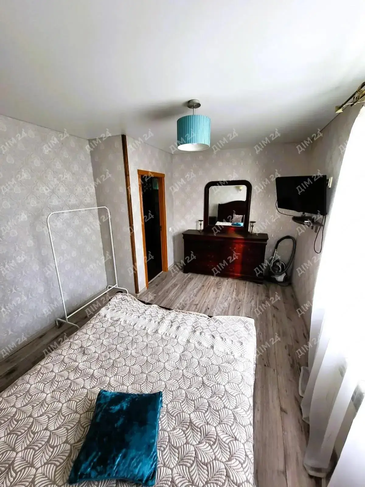 Квартира · 2 кімнати — Зигіна
