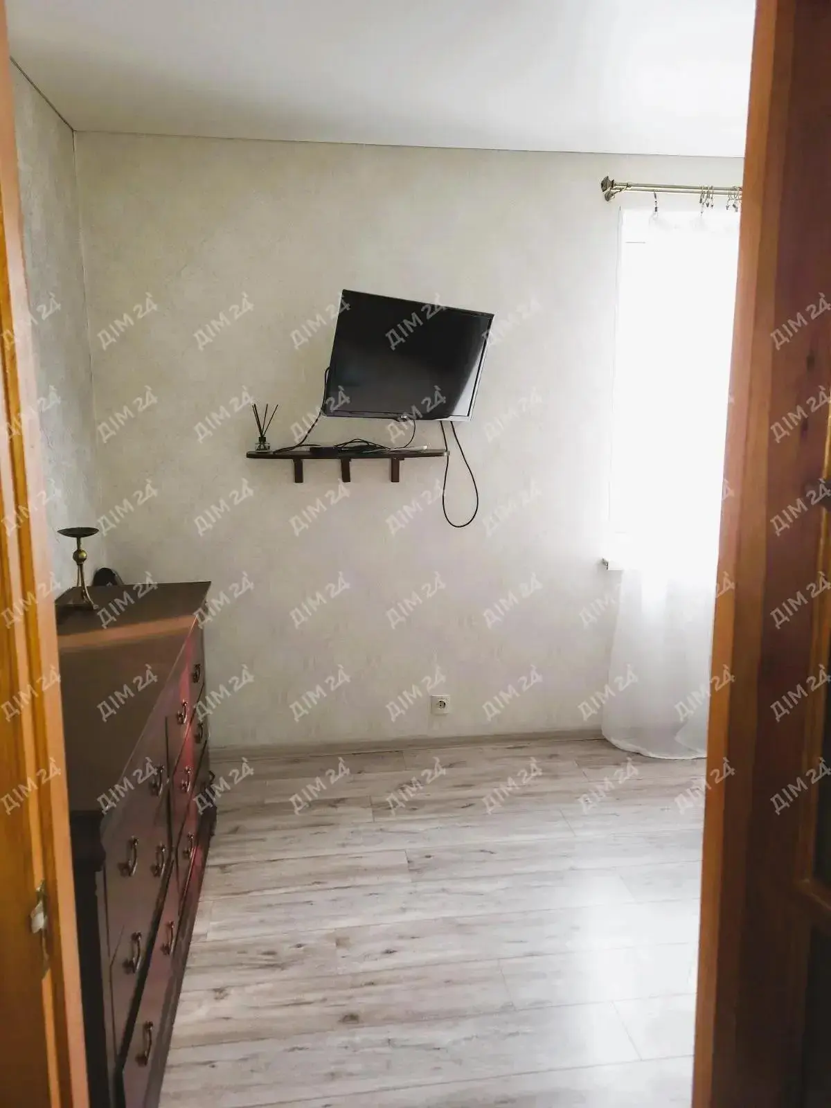 Квартира · 2 кімнати — Зигіна