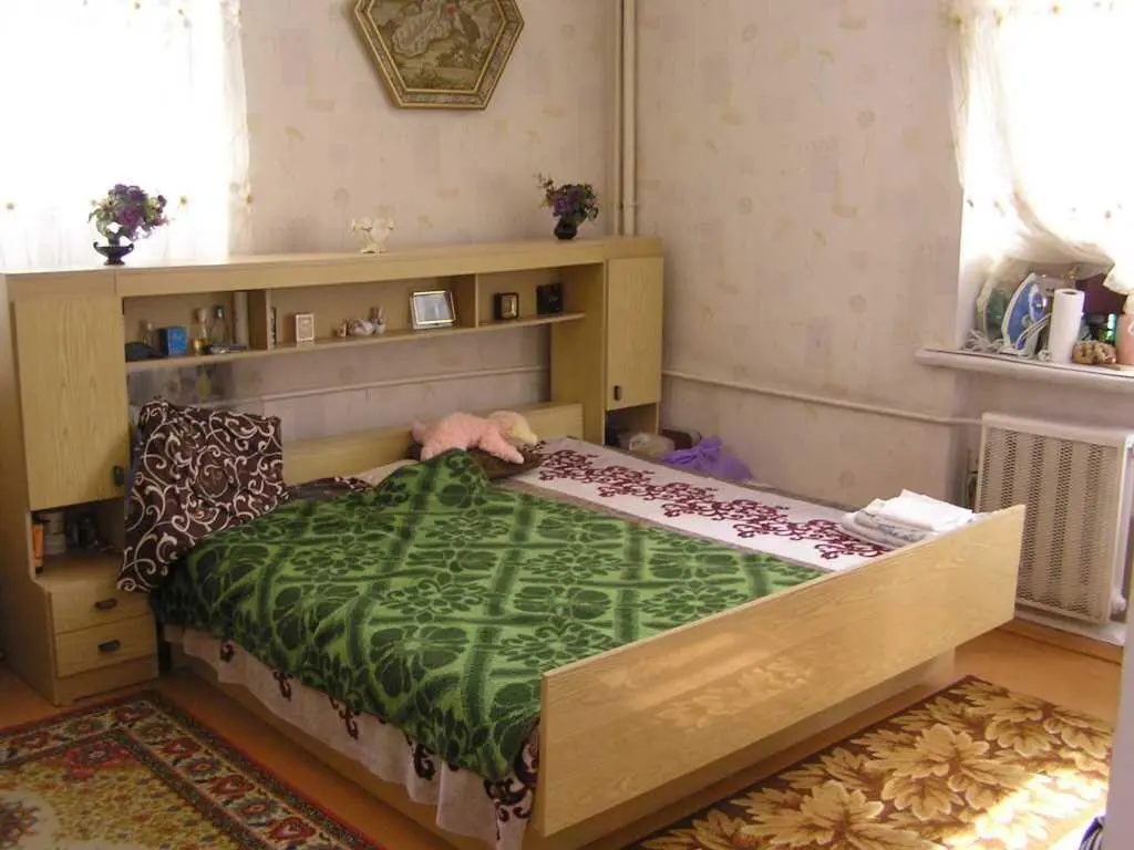 Квартира · 3 кімнати — Центр