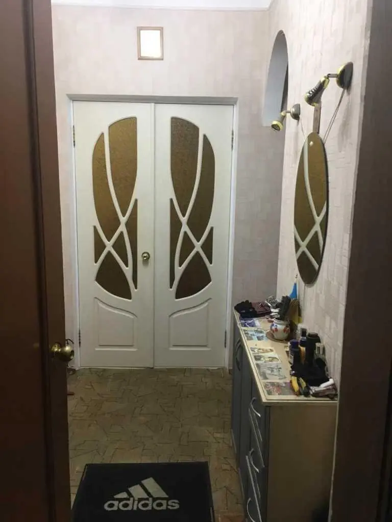 Квартира · 3 кімнати — Центр