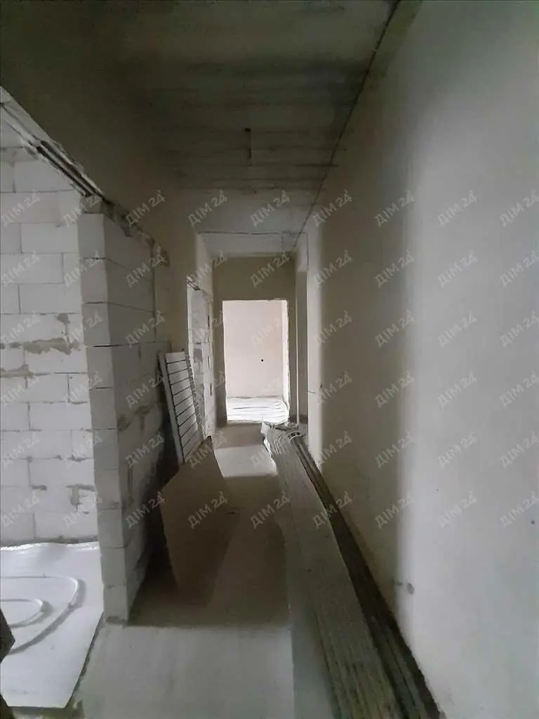 Квартира · 3 кімнати — Левада