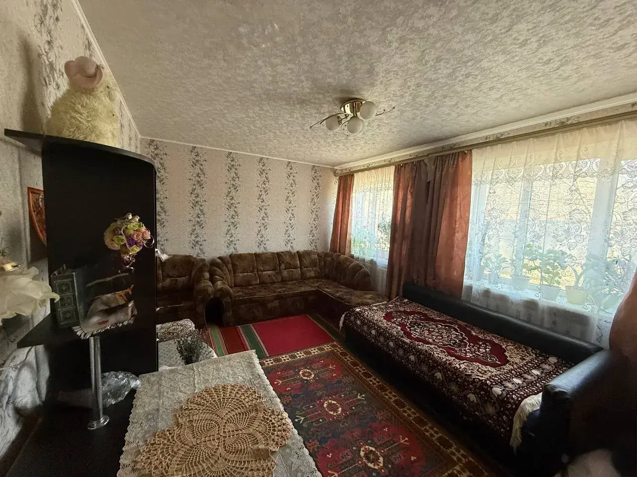 Будинок — Монастирська Гора