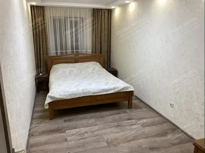 Квартира · 3 кімнати — Браїлки