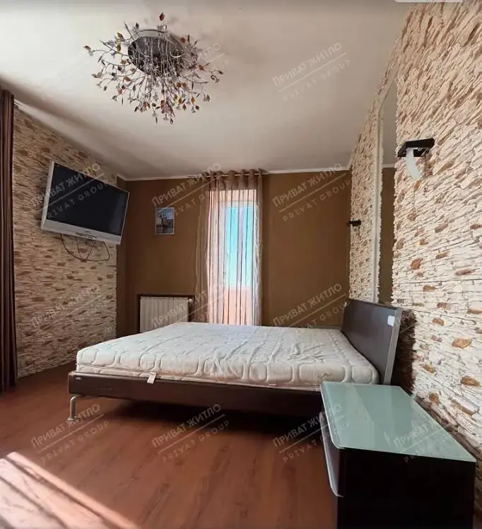 Квартира · 3 кімнати