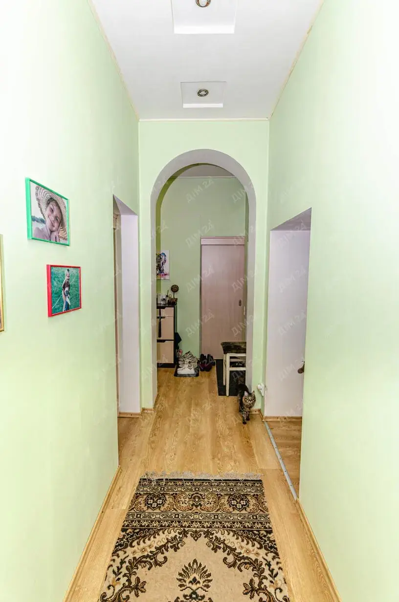 Квартира · 3 кімнати — Центр