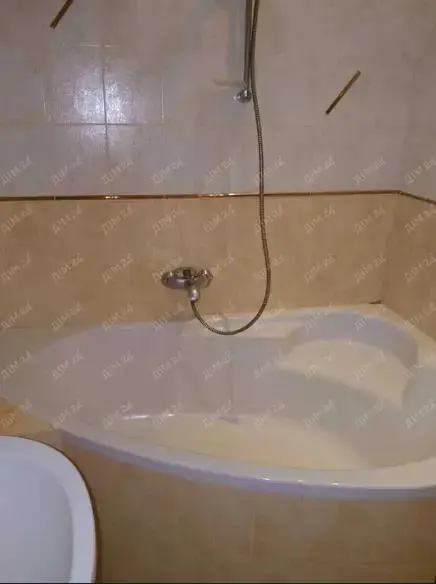 Квартира · 3 кімнати — Браїлки