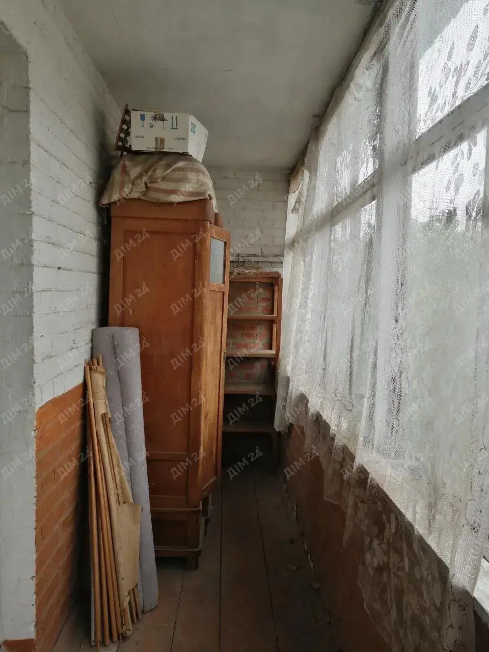 Квартира · 3 кімнати — Степне