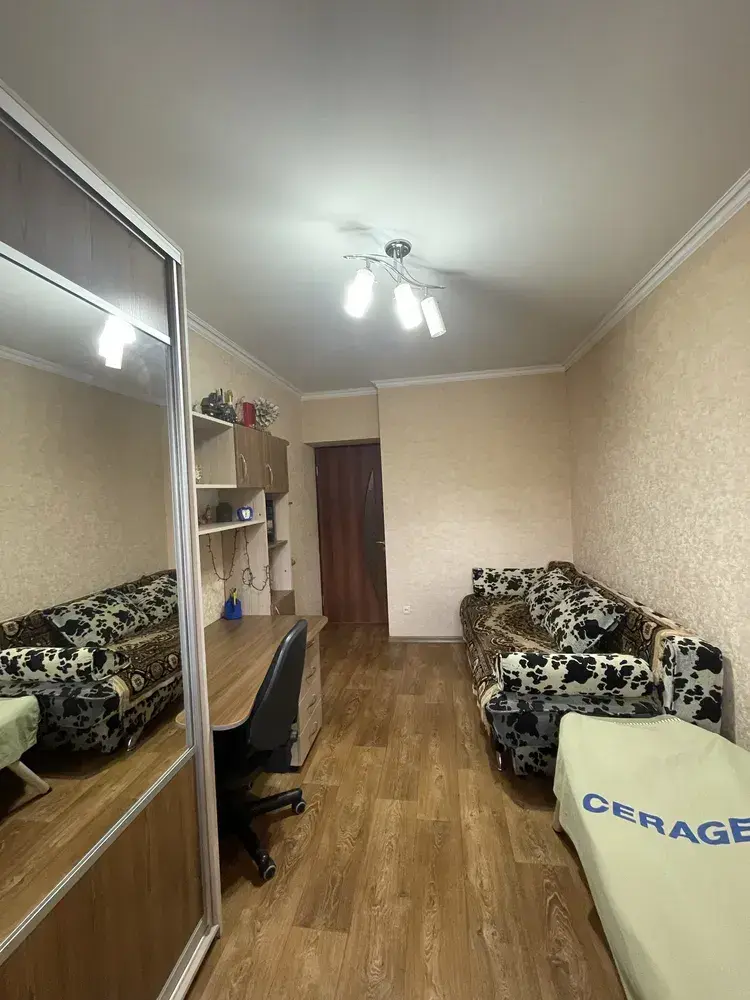 Квартира · 3 кімнати