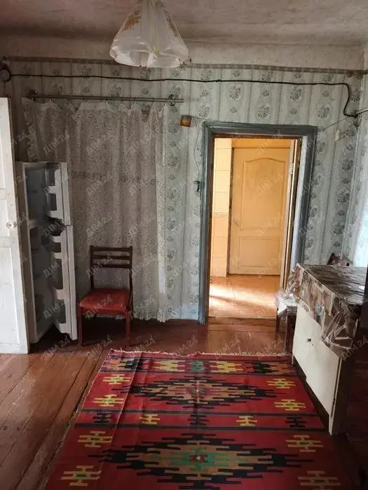 Будинок — Лісок