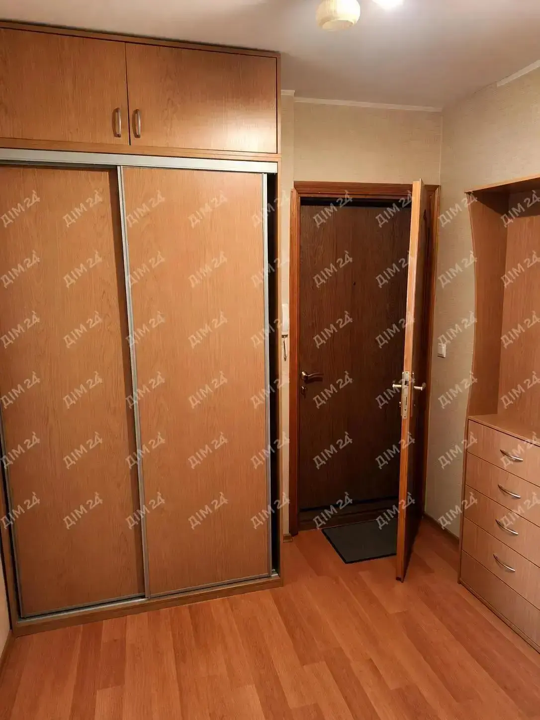 Квартира · 3 кімнати