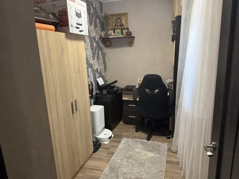 Будинок — Лісок