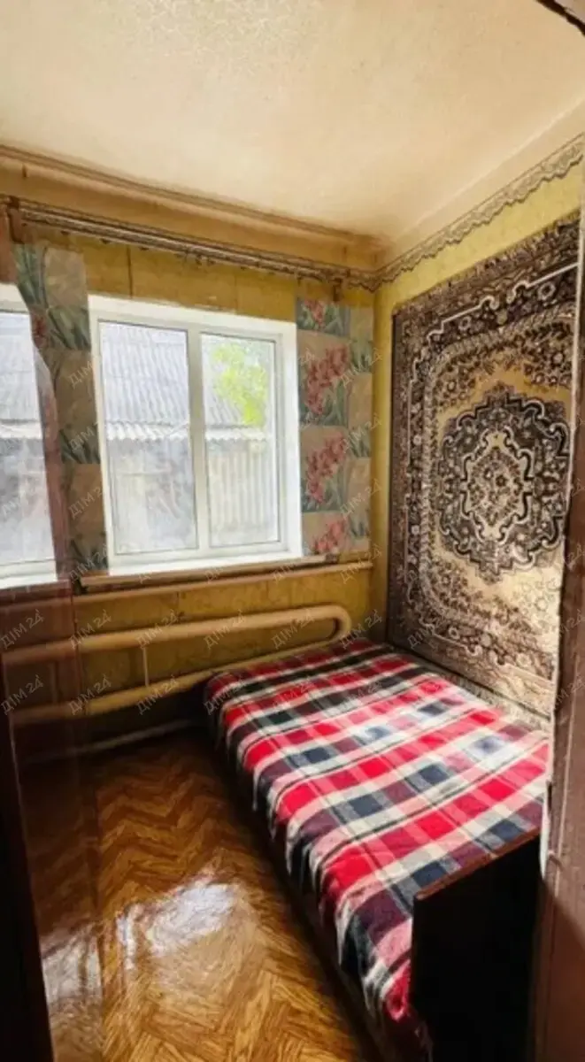 Будинок — Карлівка