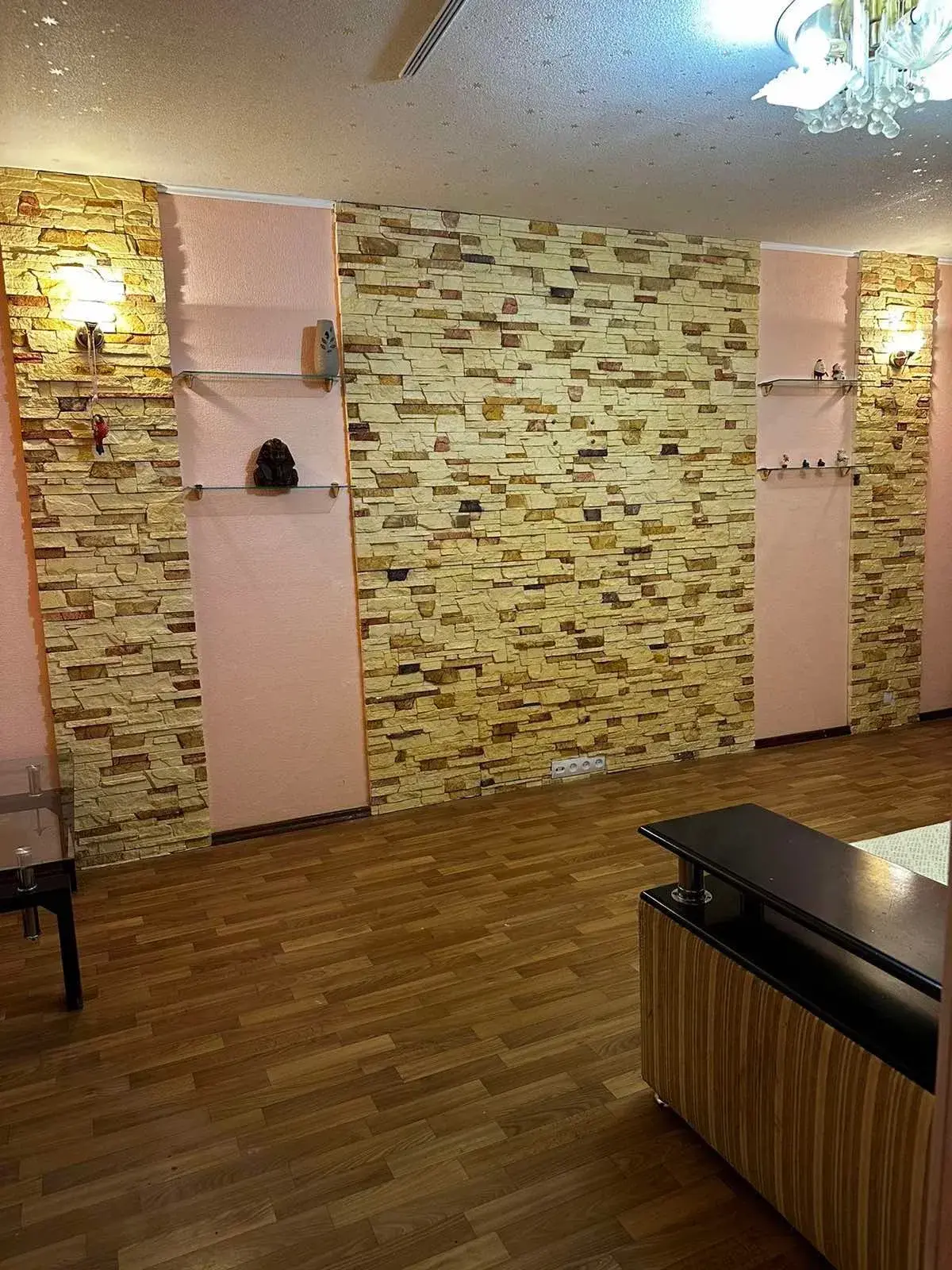 Квартира · 3 кімнати