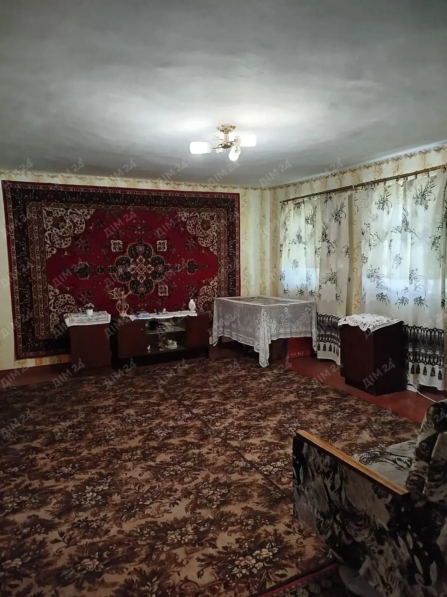 Будинок — .Новосанжарський р-н