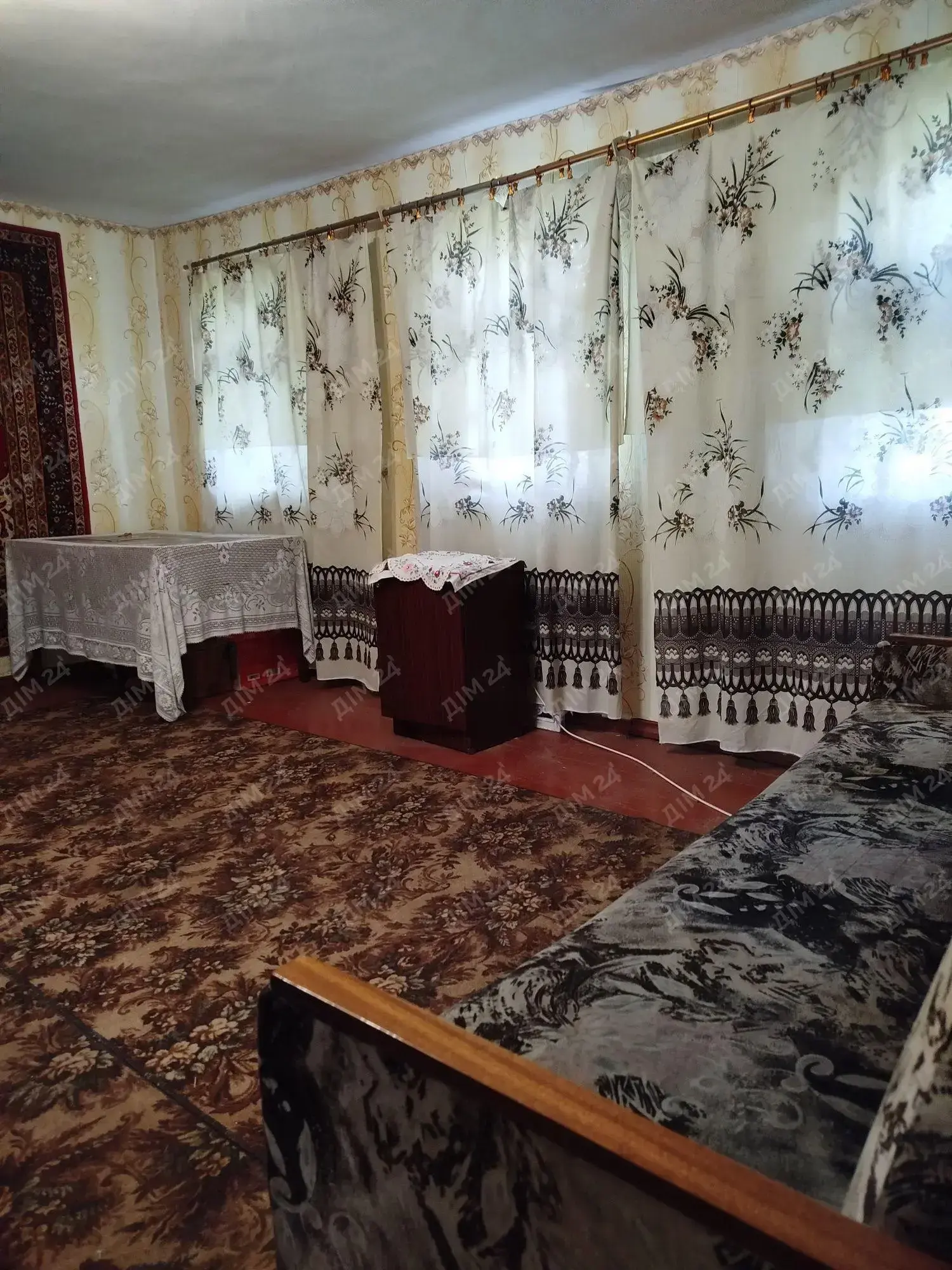 Будинок — .Новосанжарський р-н