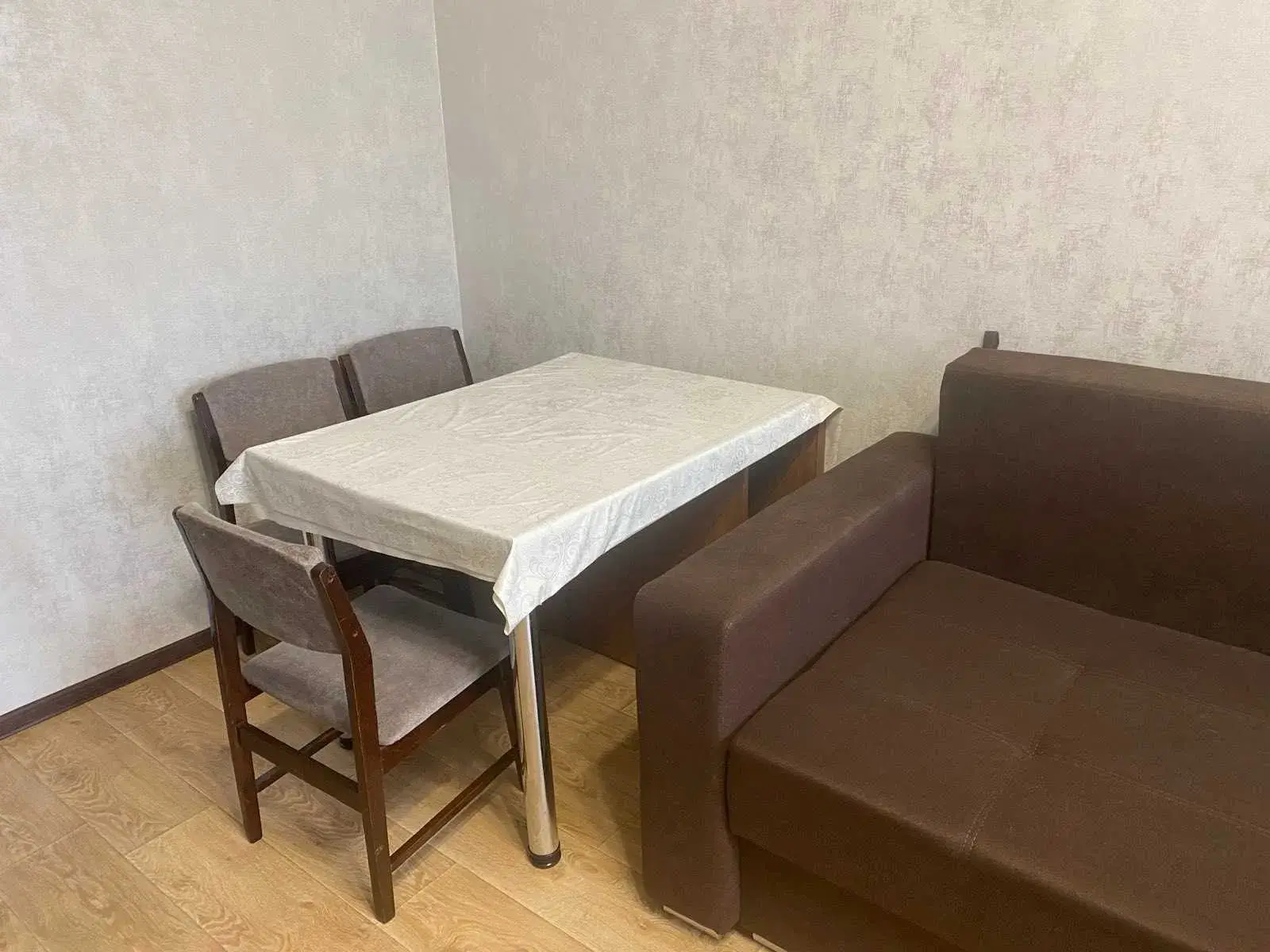 Квартира · 2 кімнати — Центр