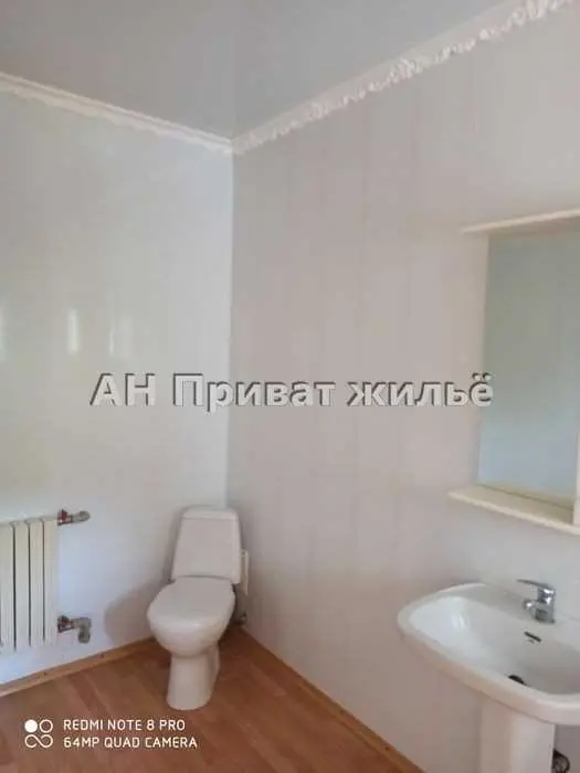 Будинок в Мильцях з гаражем для вантажного авто