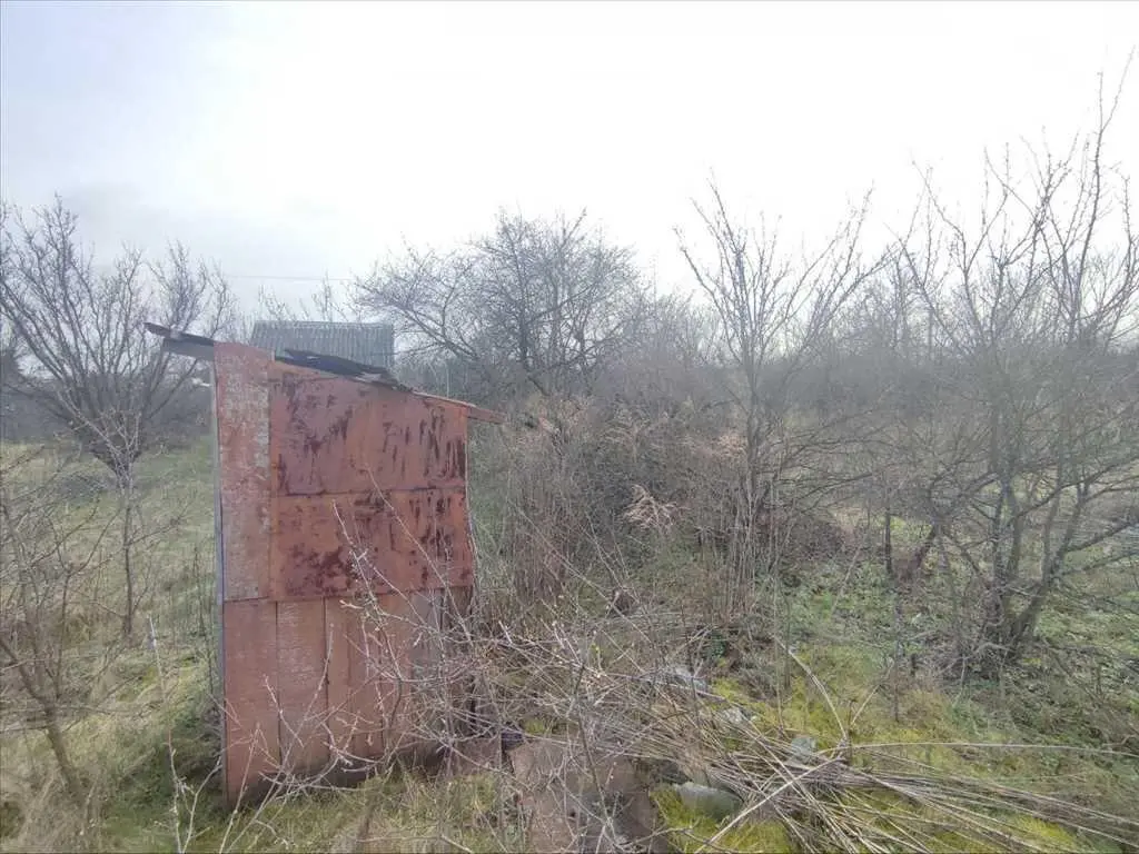 Ділянка під забудову - 15 км до міста! 