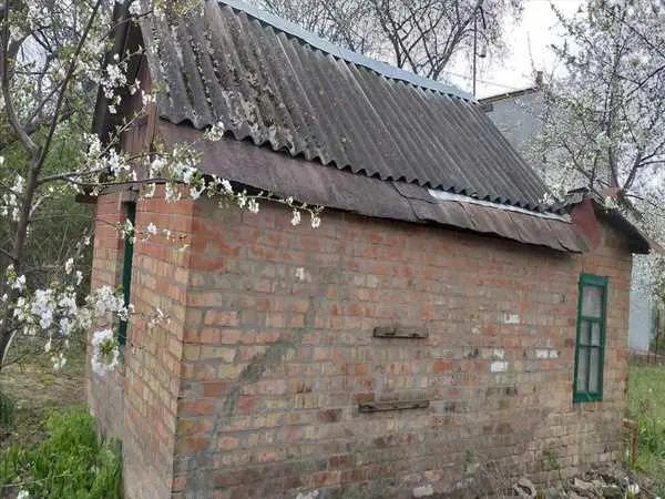 Бюджетна дача в районі Автоагрегатного заводу.