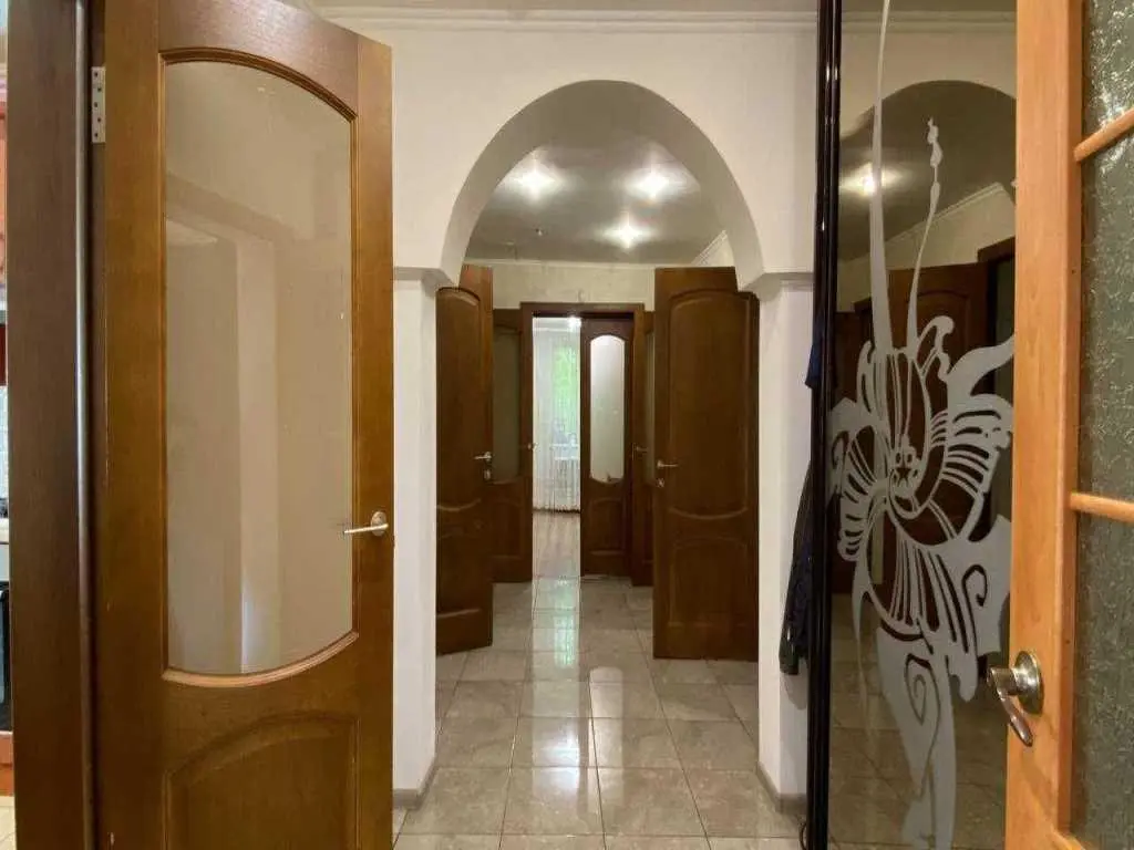 У продажу будинок в районі стадіону Ворскла