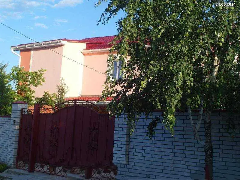 Капітальний будинок у Яру!