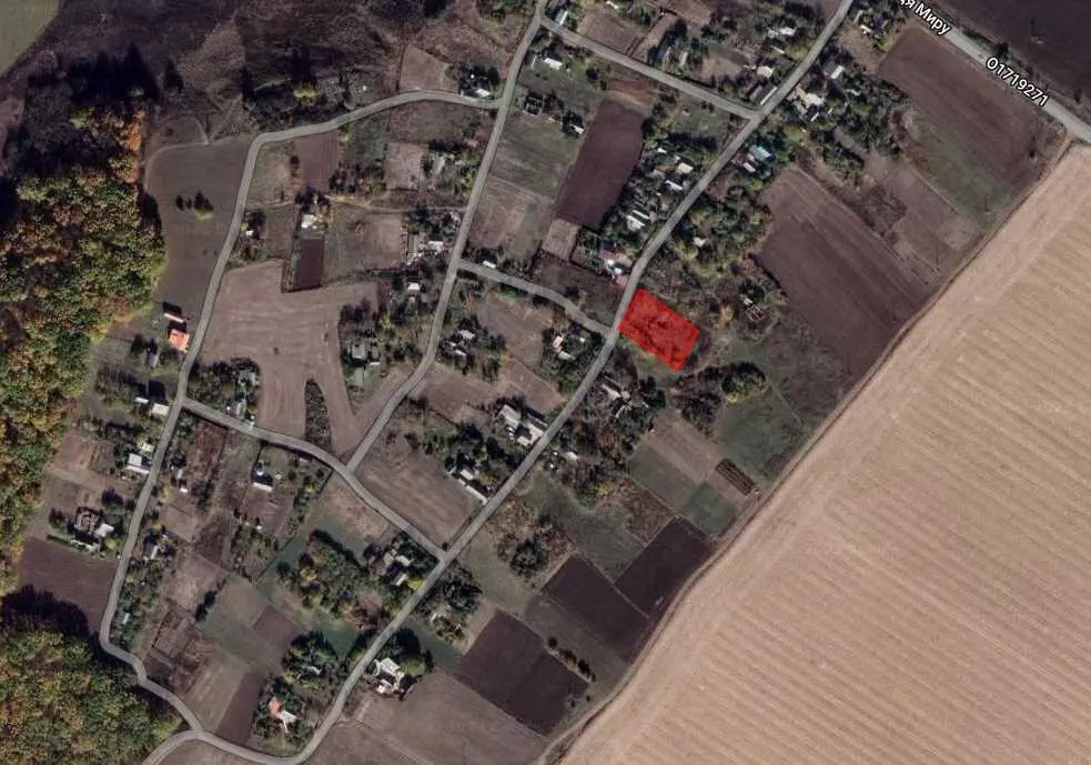 Продается хороший земельный участок под застройку в с.Андреевка, Полтавский р-н