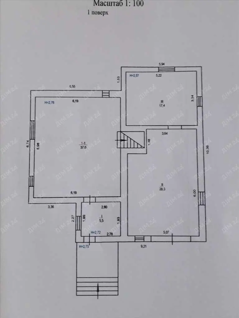 Будинок з виходом до ставка