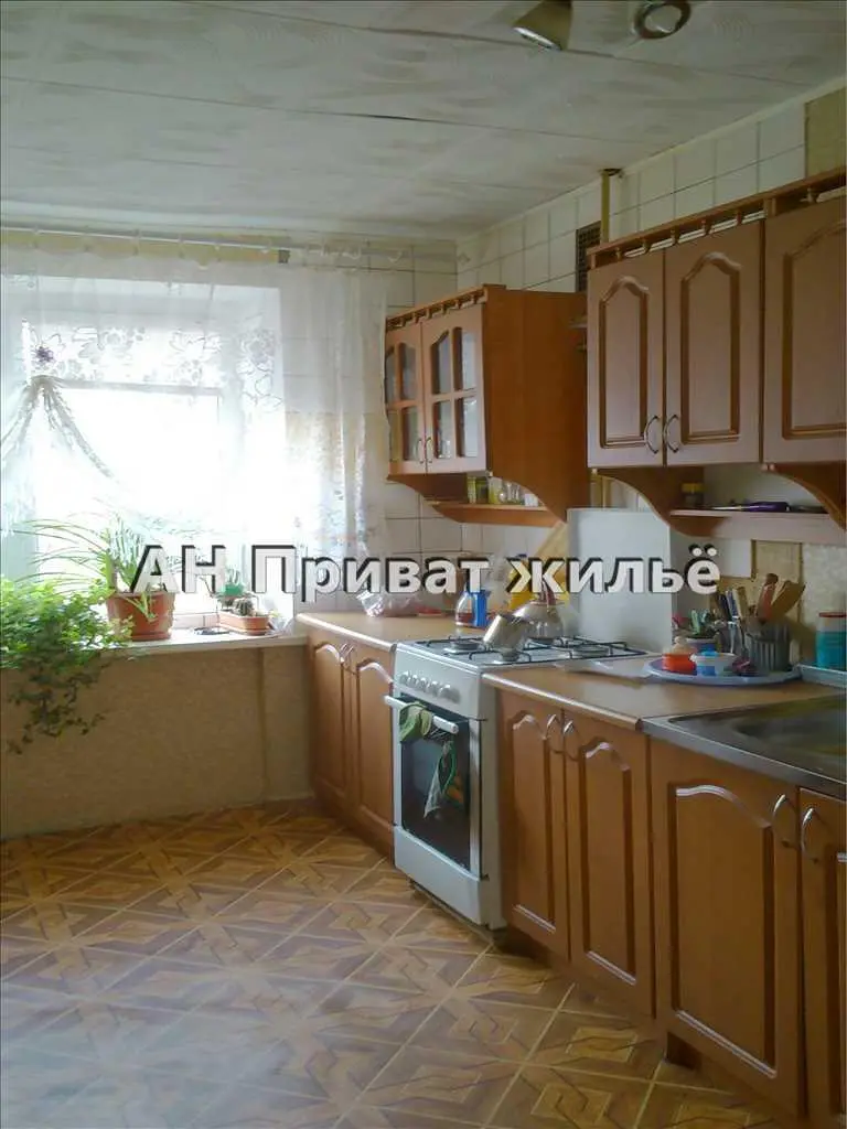 Половки, 4-х кімнатна квартира. 