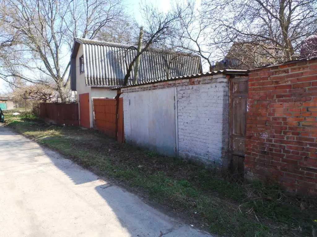 В продажу будинок!
