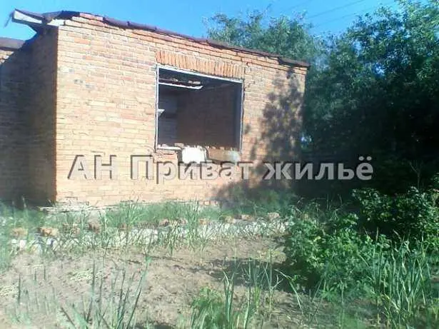 Хороша пропозиція власного будинку в передмісті.