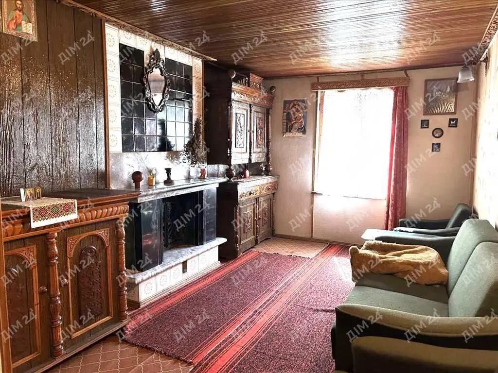  Три будинки на одній ділянці з виходом до річки!