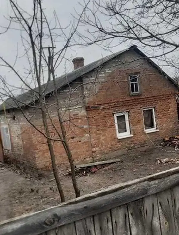 Продам частный дом, Крутой берег