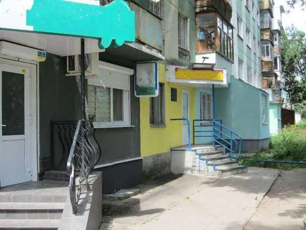 Приміщення під офіс на Алмазному