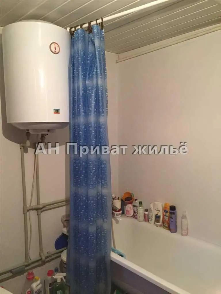 Частина будинку з окремим двором, Лісок