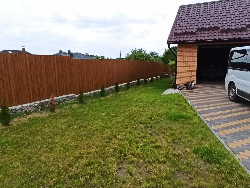 Чудовий будинок в Яківцях.